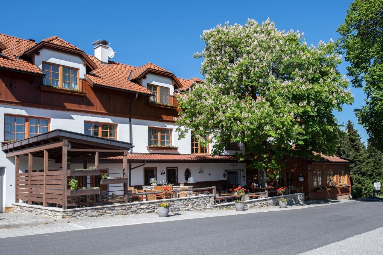 Zum Fally - Landgasthof Kirchberg am Wechsel Kültér fotó