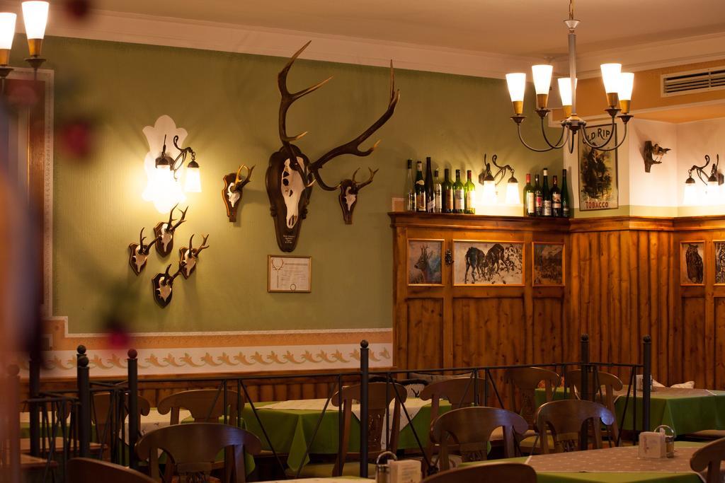 Zum Fally - Landgasthof Kirchberg am Wechsel Kültér fotó