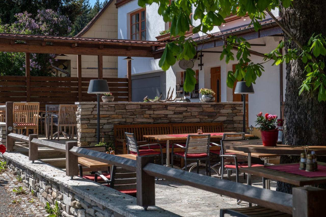 Zum Fally - Landgasthof Kirchberg am Wechsel Kültér fotó